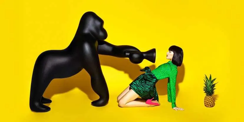 QEEBOO lampadaire KONG