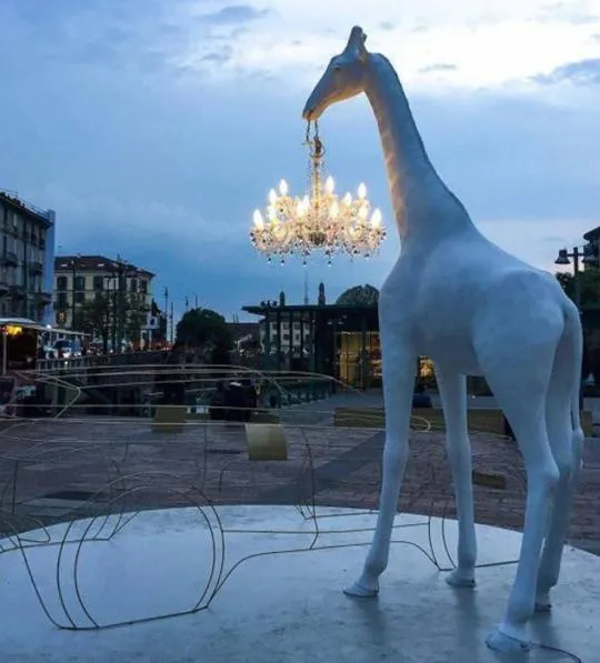 QEEBOO lampadaire d'extérieur GIRAFFE IN LOVE M OUTDOOR