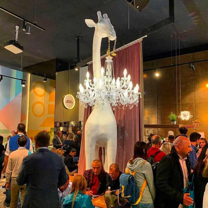 QEEBOO lampadaire GIRAFFE IN LOVE INDOOR H 400 cm