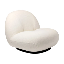 GUBI fauteuil avec la base pivotante PACHA LOUNGE CHAIR