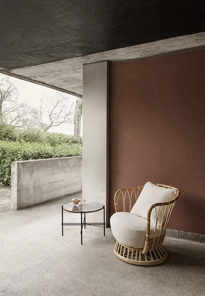 GUBI fauteuil GRACE LOUNGE CHAIR