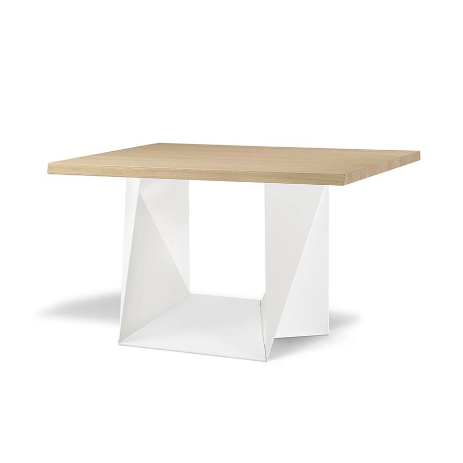 ALMA DESIGN table avec la base blanche CLINT