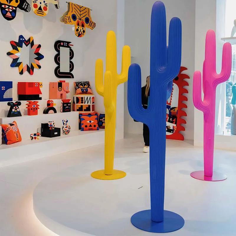 QEEBOO portemanteau sur pied SAGUARO pour l'extérieur
