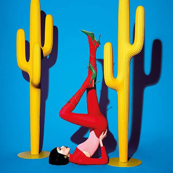 QEEBOO portemanteau sur pied SAGUARO pour l'extérieur