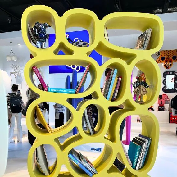 QEEBOO bibliothèque verticale KOIBUCHI