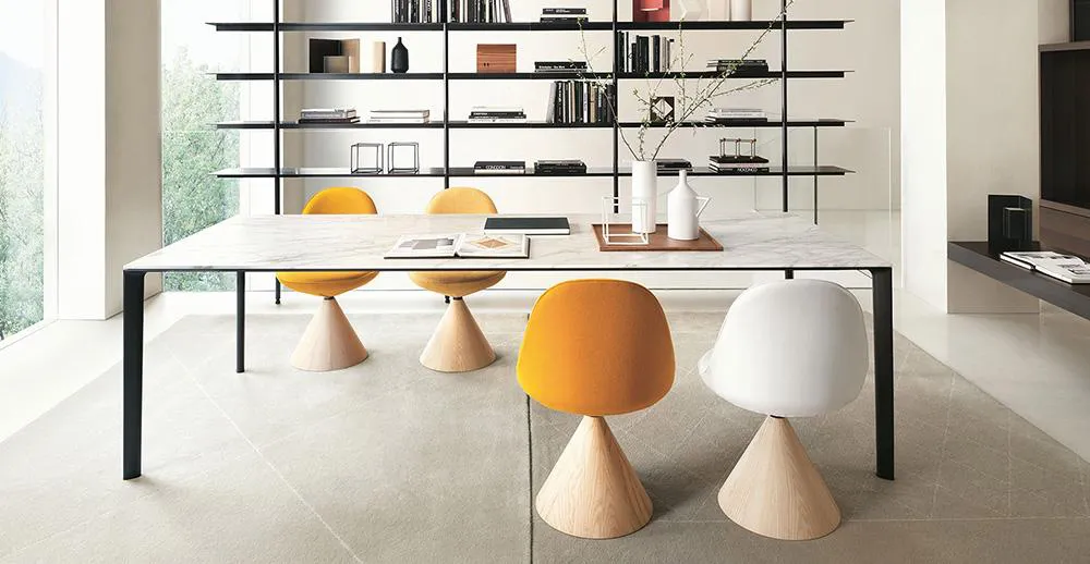 PORRO chaise avec base conique pivotante ROMBY