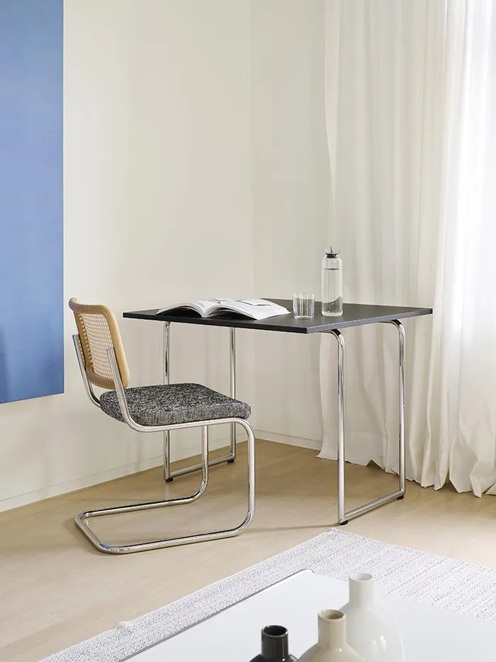 THONET chaise luge S 32 SPV avec assise et dossier rembourrés en rotin indien tressé