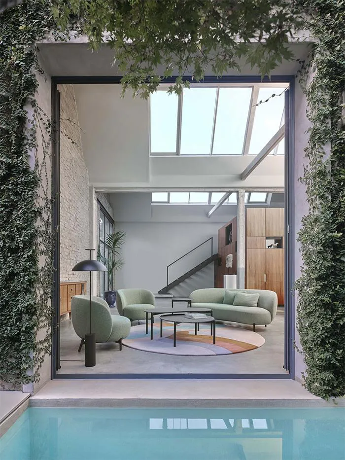 KARTELL table basse UNDIQUE H 37 cm