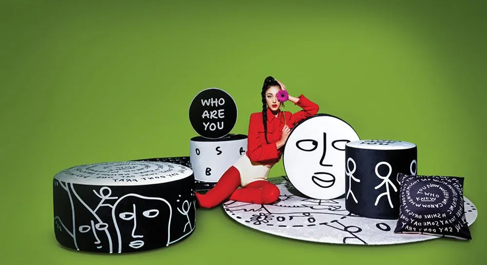 QEEBOO pouf DAWN Shantell Martin Collection