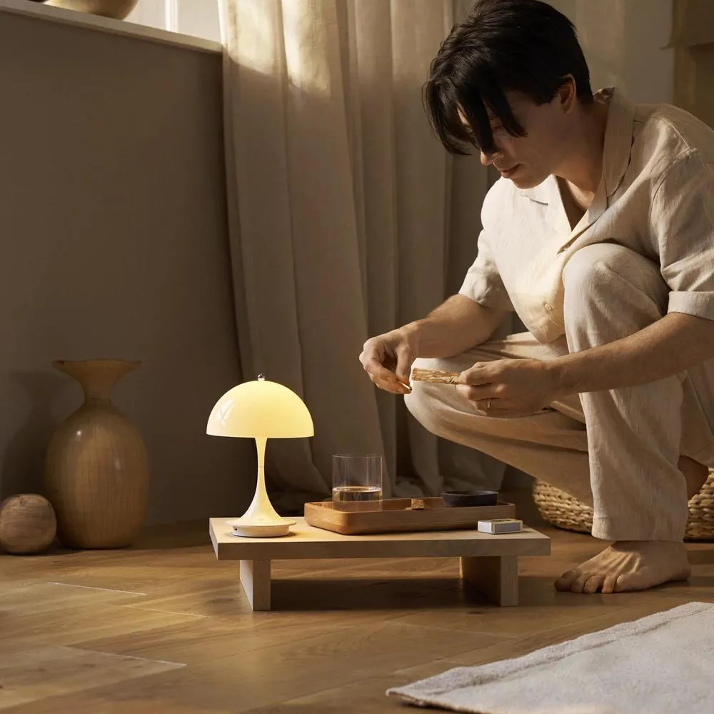 LOUIS POULSEN lampe de table PANTHELLA 160 PORTABLE V3