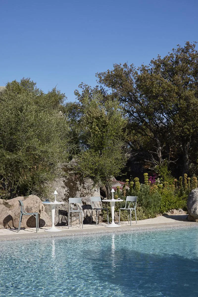 KARTELL set de 2 chaises AI LITE - THE FIRST CHAIR CREATED BY A.I.