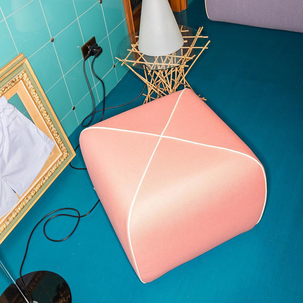 B-LINE pouf CROSSED 50x50 cm