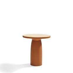 QEEBOO table pour l'intérieur et l'extérieur TOTO avec plateau en verre Ø 70 cm