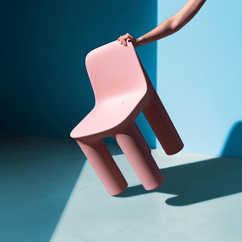 QEEBOO chaise pour l'intérieur et l'extérieur TATA