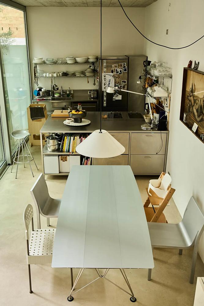 BD BARCELONA DESIGN table TABLE B STAINLESS STEEL LEGS